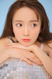 巨大乳女人做爰视频在线看